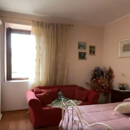 Roma Essence Apartment *